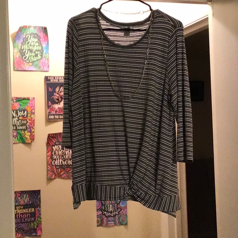 1X black and white striped blouse, with necklace